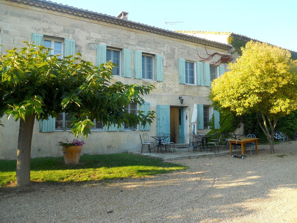 Bed and Breakfast Mas Petit Prince Arles Exterior foto